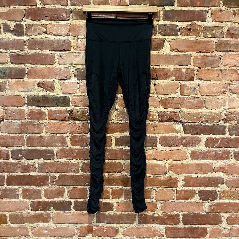 Lululemon Into Something Good Tight 28" Black Size 6